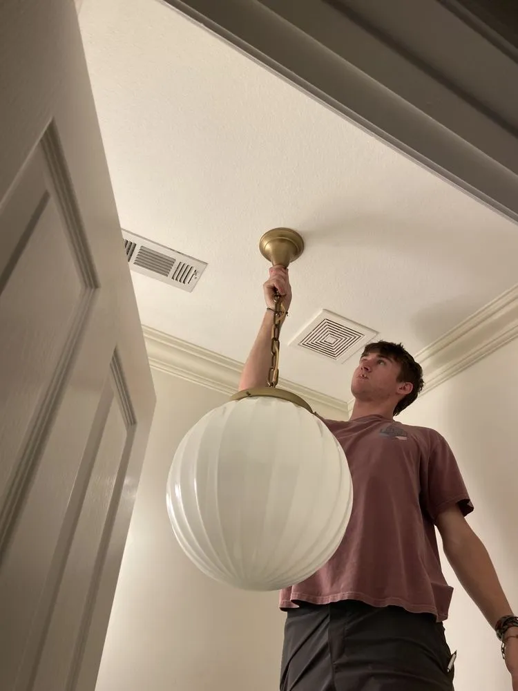 Slide of Plugged In Electric