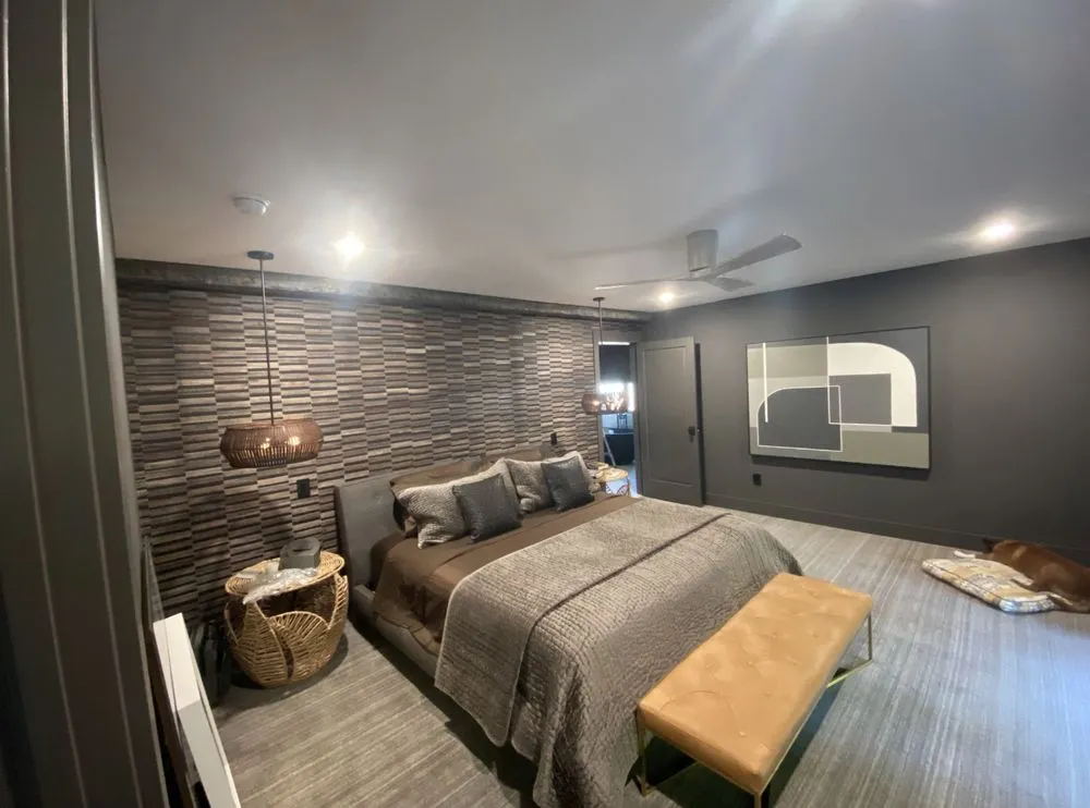 Slide of Plugged In Electric