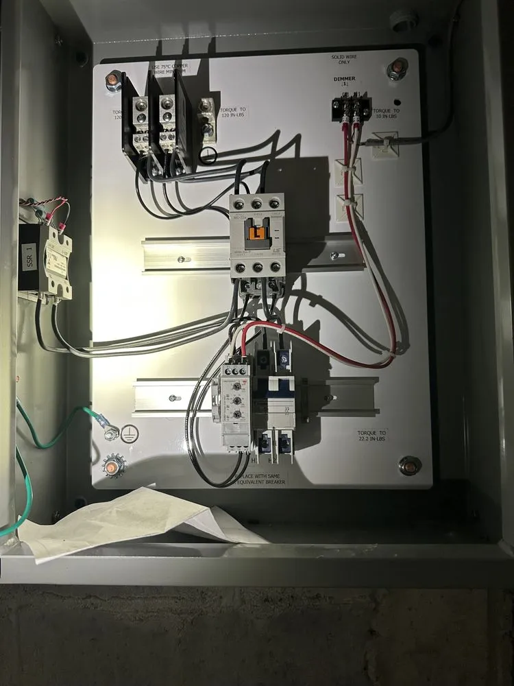 Slide of Plugz Electric