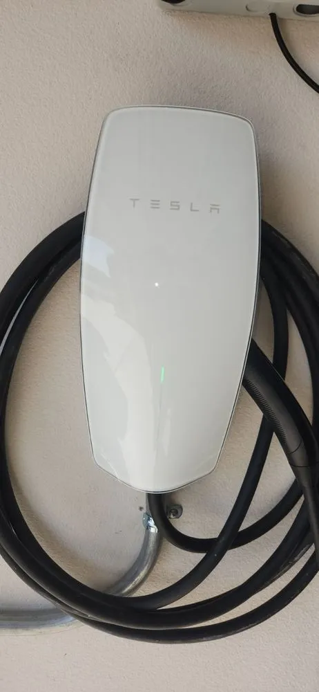 Slide of Plus Electric