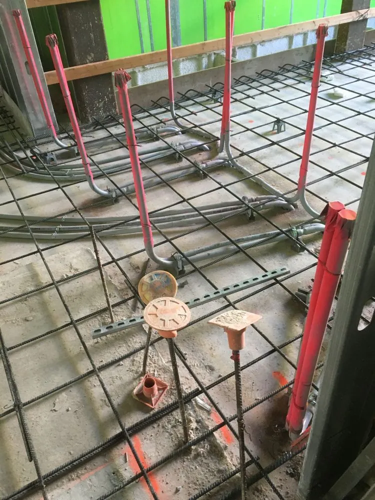 Slide of Plus Electrical