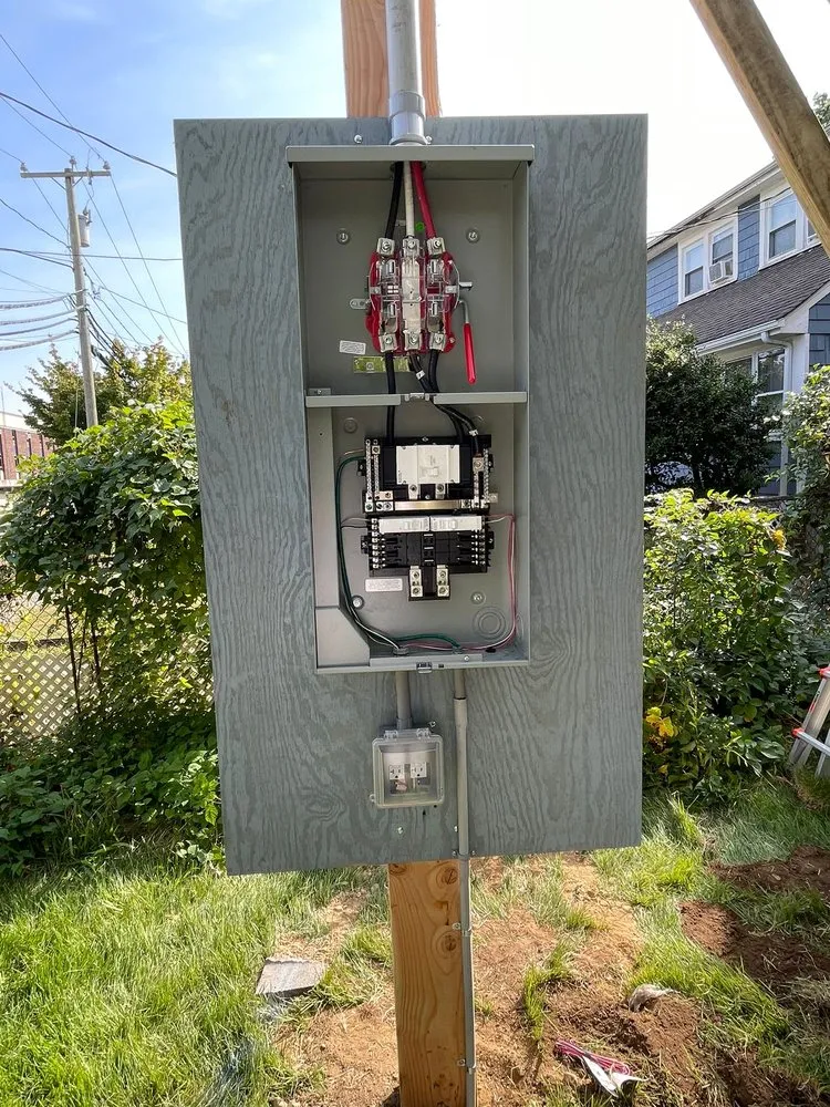 Licensed electrical service for homes in wiring installation,  by 