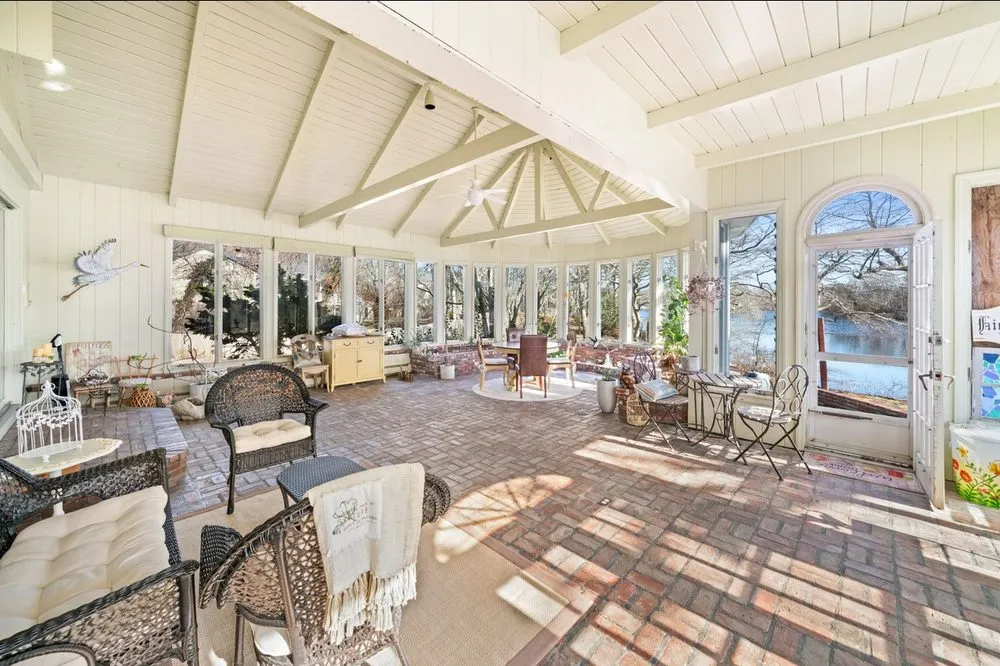 Slide of PM Electric