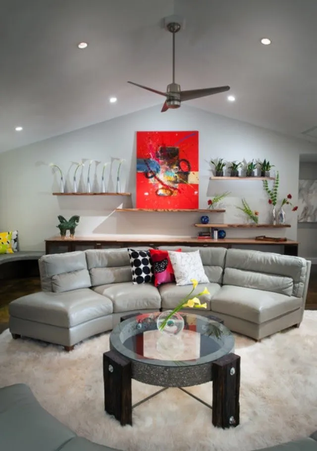 Slide of Polo's Electric