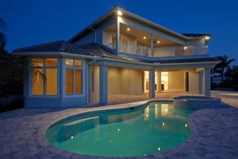 Slide of Polo's Electric