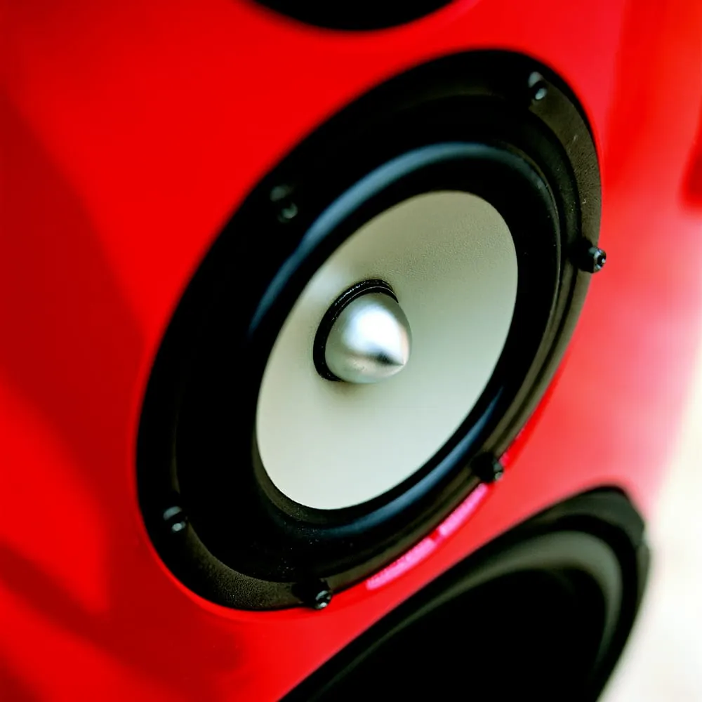 Slide of Polos Electronics