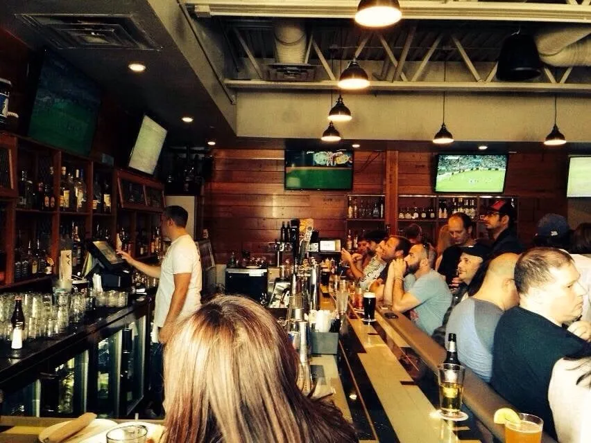 Emergency electrician providing electrical repair in ,