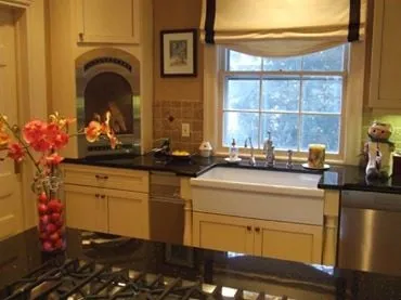 Slide of Pomerantz Electric