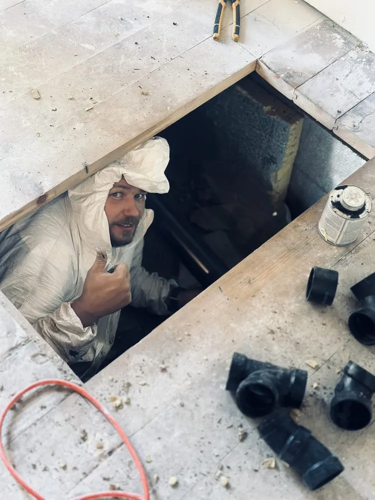 Slide of Ponty Fix Services