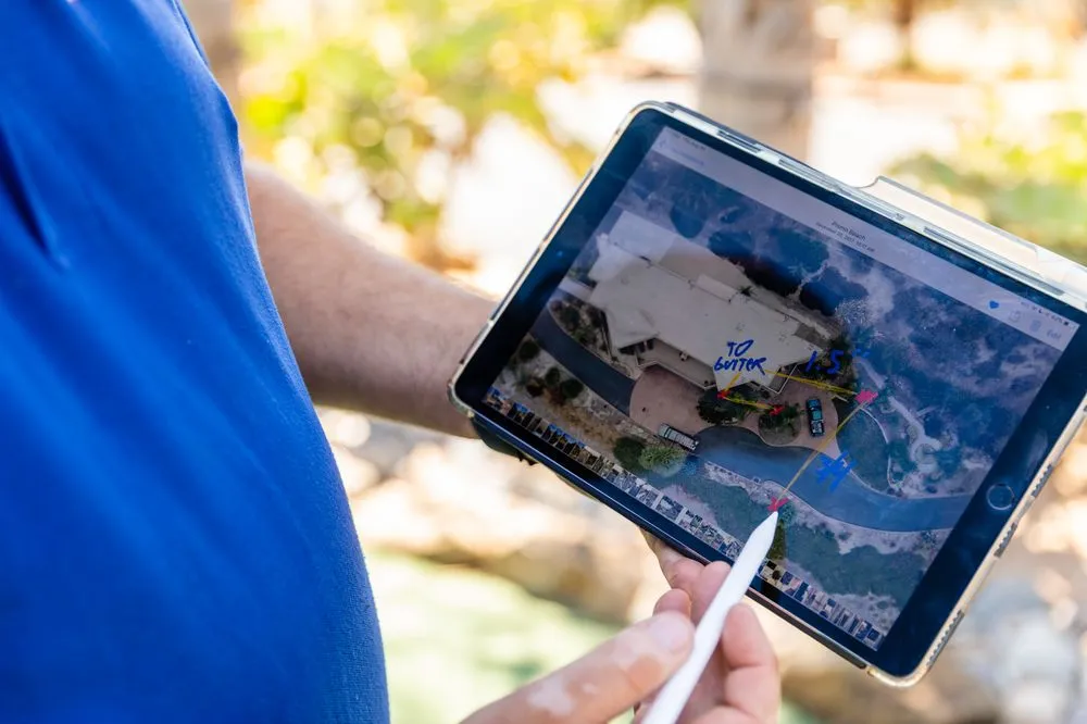 Slide of PoorBoy Electric & Lighting