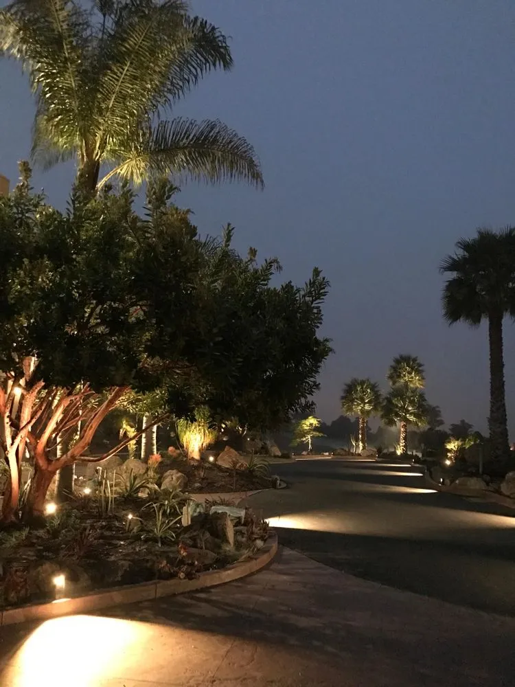 Slide of PoorBoy Electric & Lighting