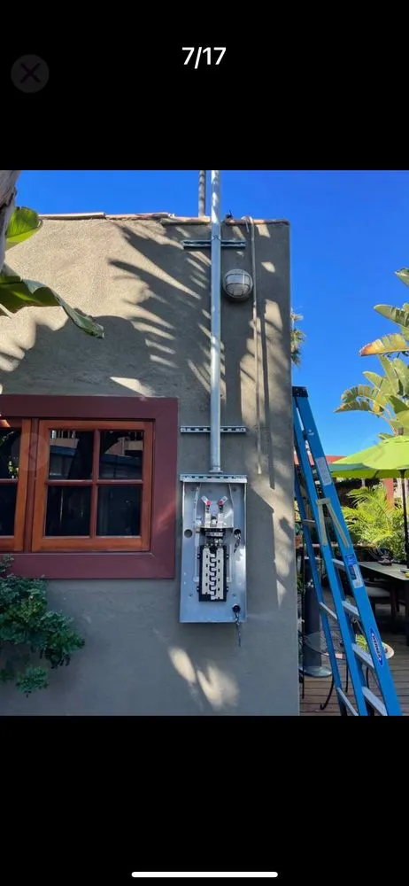 Slide of Pop Electric