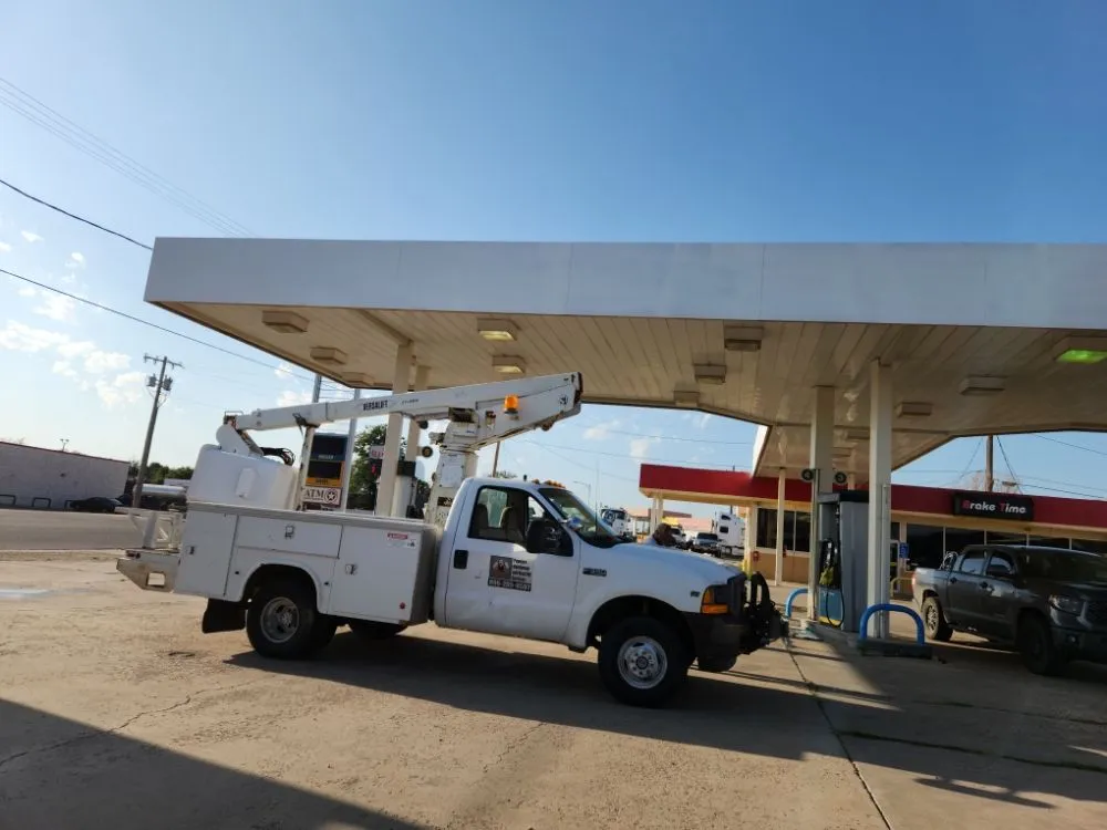 Licensed outlet and switch repair experts serving ,  - Popeyes Handyman and Haul-off Services