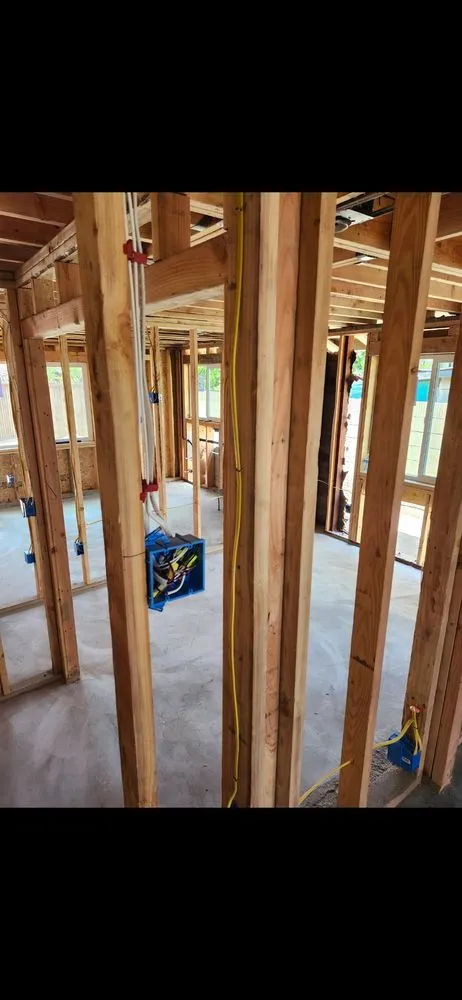 Slide of Portugal Electric