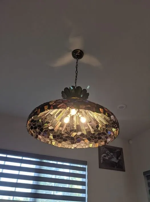 Slide of Positive Currents Electrical Services