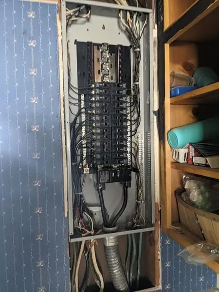 Slide of Positive Currents Electrical Services