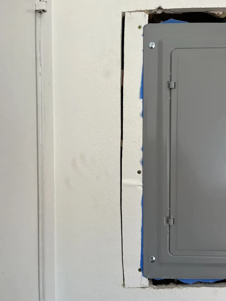 Expert lighting installation experts serving San Fernando Valley, CA - Positive Electricians