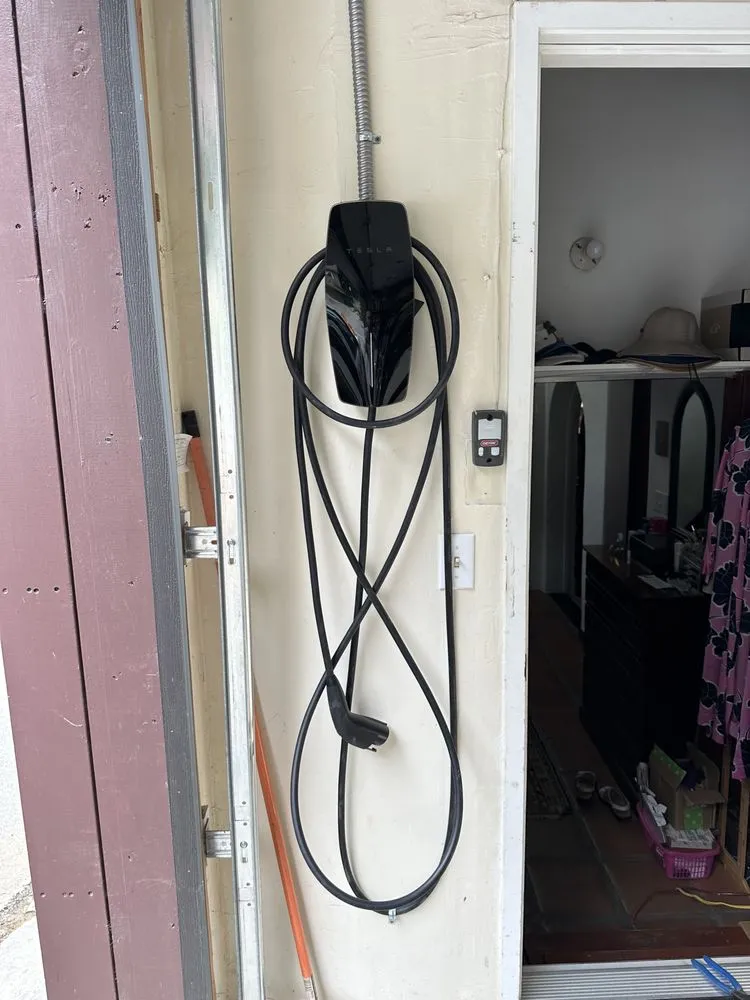 Expert electrical repair experts serving San Fernando Valley, CA - Positive Electricians