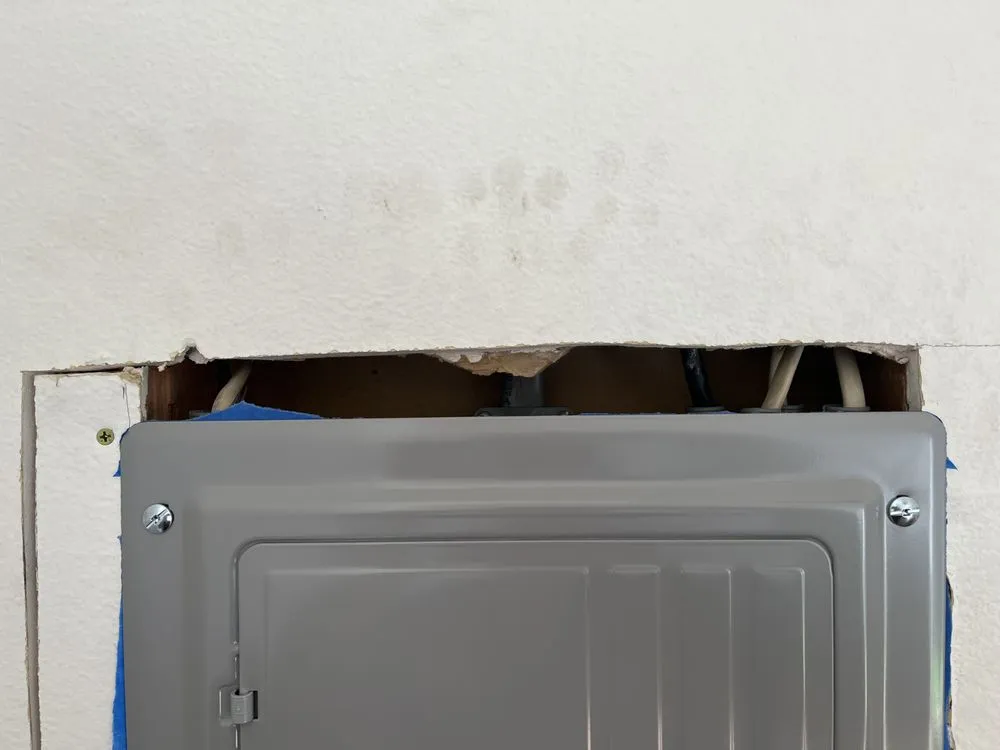 Trusted circuit breaker repair in San Fernando Valley, CA by Positive Electricians