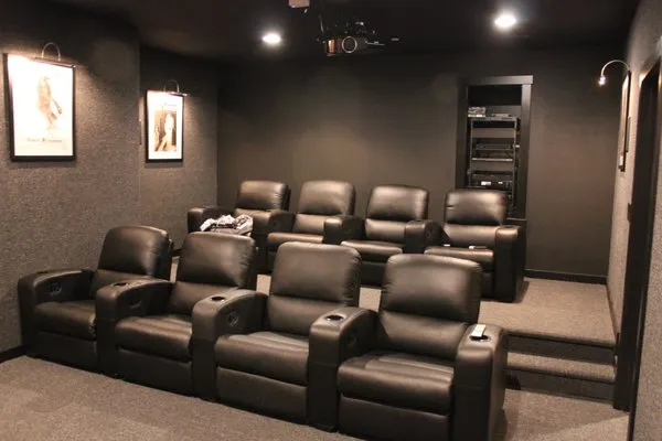 Positive Energy Electrical Contractors Logo