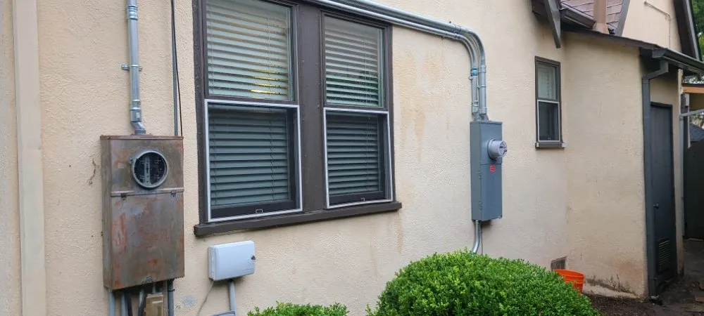 Emergency circuit breaker repair service in ,  - Positively Electrical