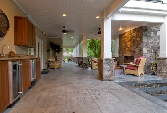 Slide of Poss Electric