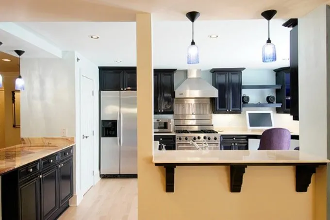 Slide of Poss Electric