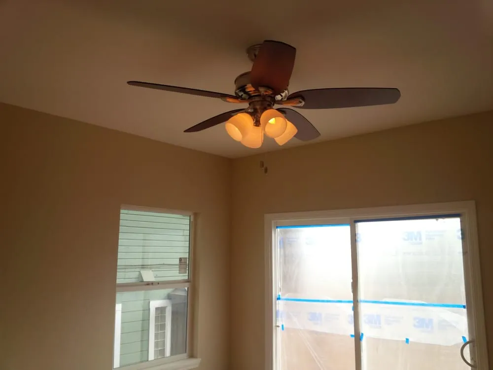 Slide of Pour Electric