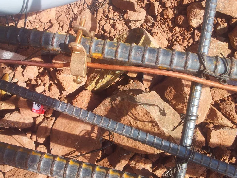 Slide of Pour Electric