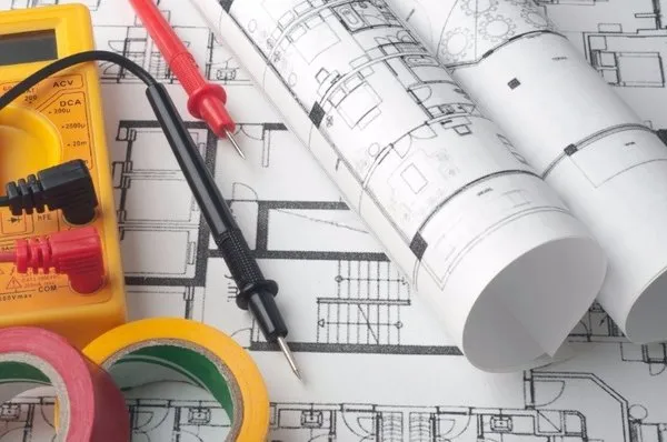 Power And Energy Electrical Contracting Logo