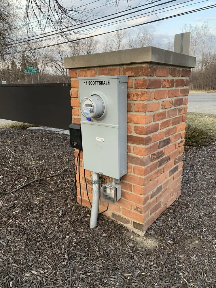 Slide of Power Construction & Maintenance