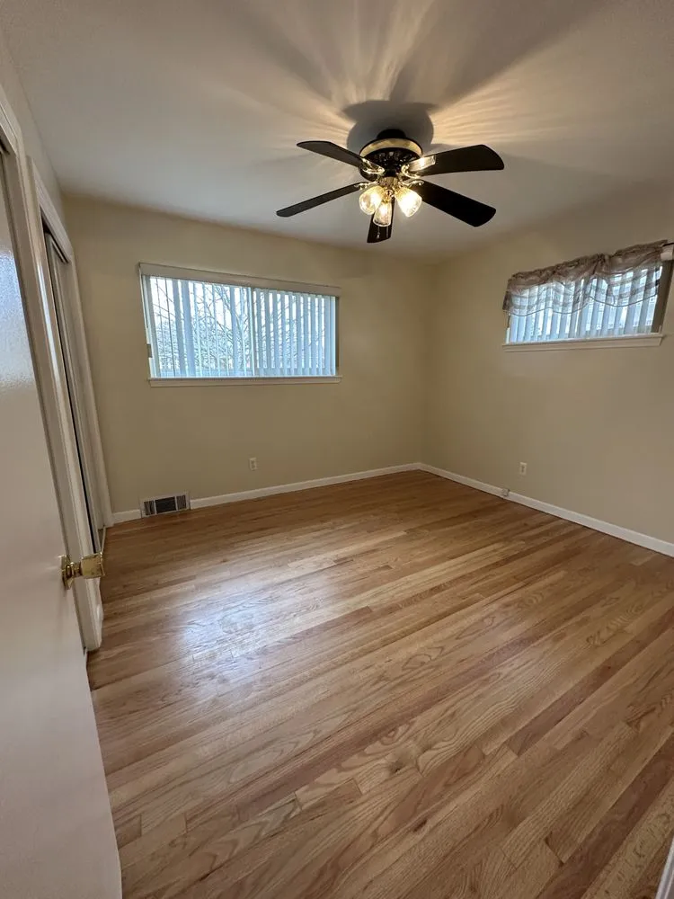 Slide of Power Control Electric