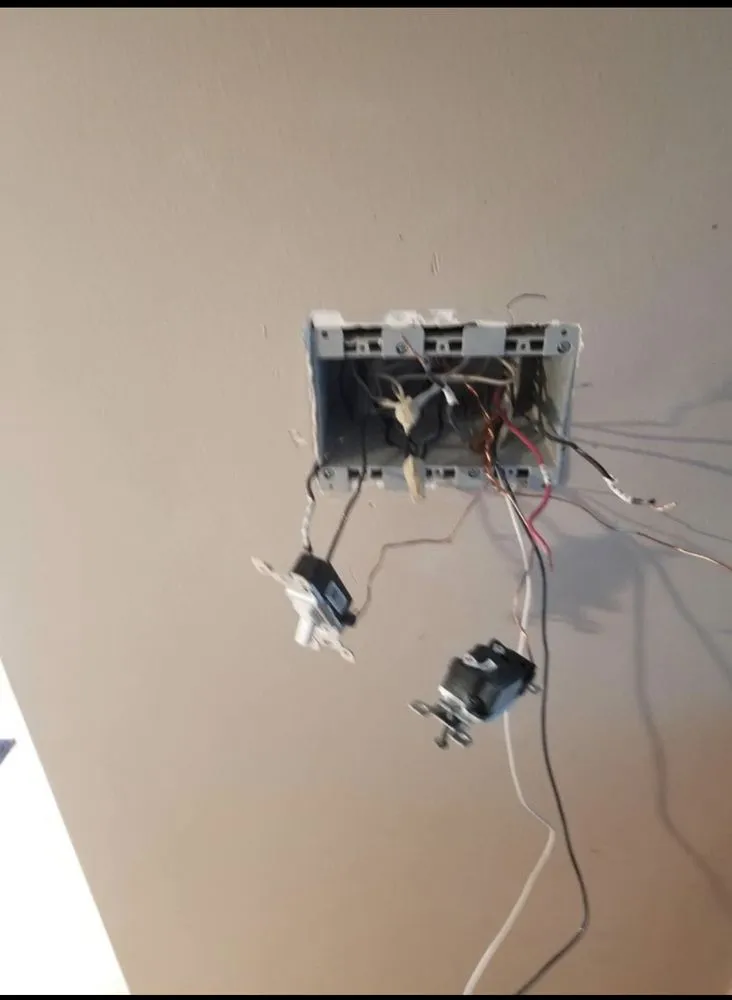 Professional electrician providing lighting installation in , 