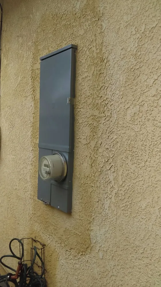 Slide of Power Electric & Construction