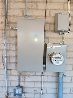 Power House Electrical Solutions Logo