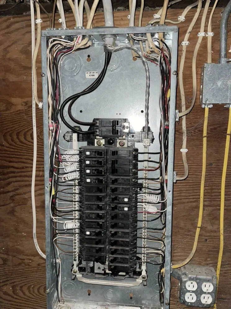 Affordable electrician providing panel upgrade in , 