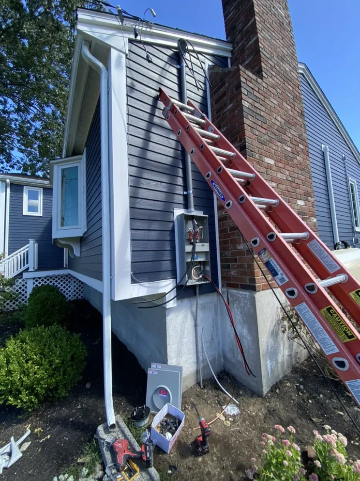 Licensed circuit breaker repair experts serving ,  - Power On Electric