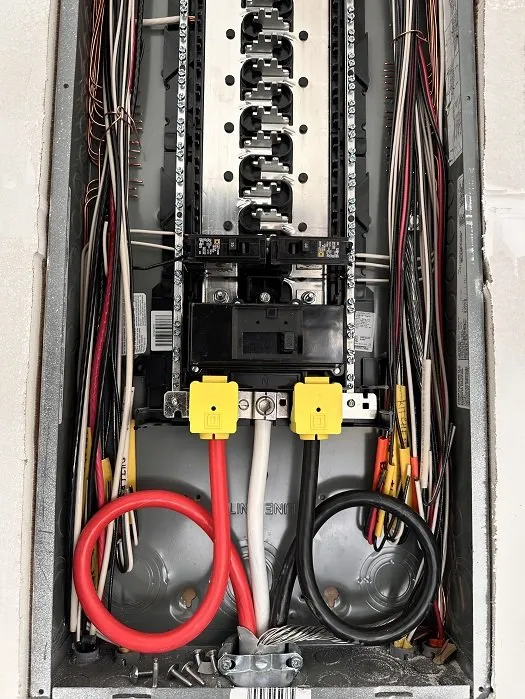 Trusted electrical service for homes in emergency electrical service,  by 