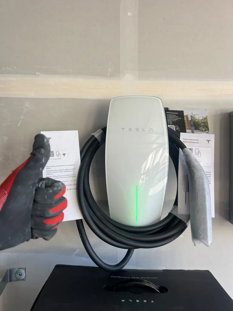 Slide of Power plus electrical