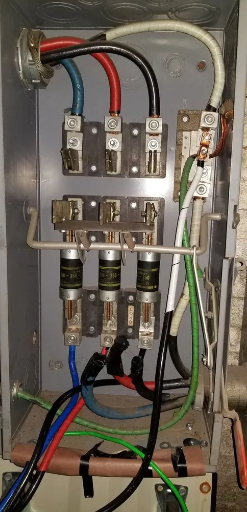 Slide of Power Point Electric