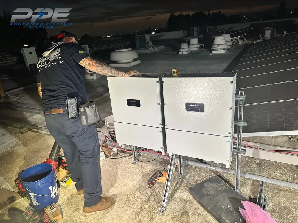 Certified electrician providing electrical repair in , 