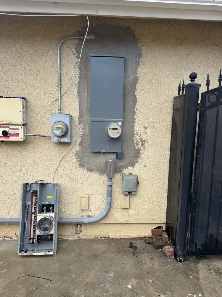 Slide of Power Pro's Electric & Solar