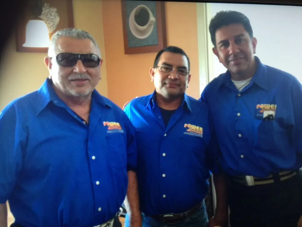 Affordable electrician providing panel upgrade in ,