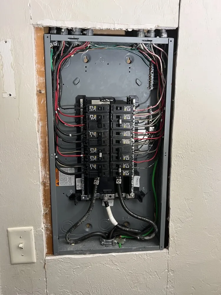 Affordable outlet and switch repair in Tampa Bay, FL by Power Solutions Brandon