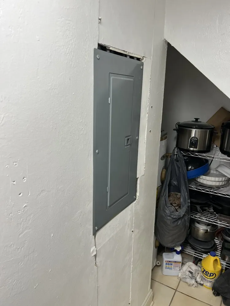 Licensed circuit breaker repair service in Tampa Bay, FL - Power Solutions Brandon