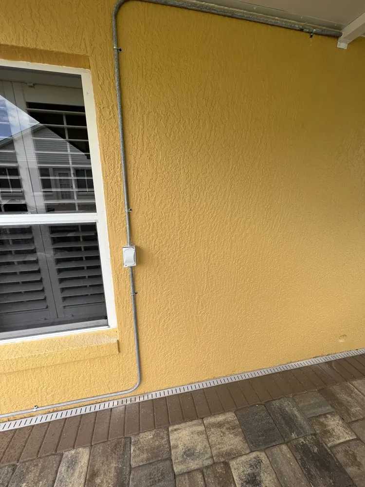 Certified electrician providing emergency electrical service in Tampa Bay, FL - Power Solutions Brandon