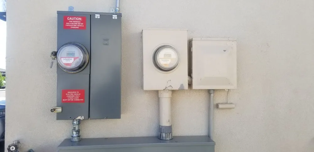 Slide of Power Solutions Electric