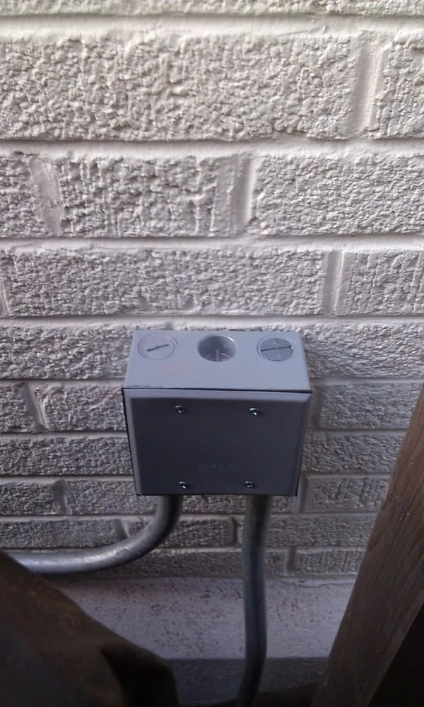 Trusted circuit breaker repair experts serving , - Power Tech Electric