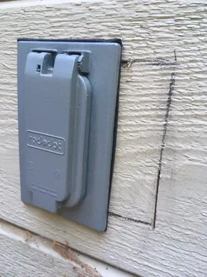 Power Trip Electric Logo