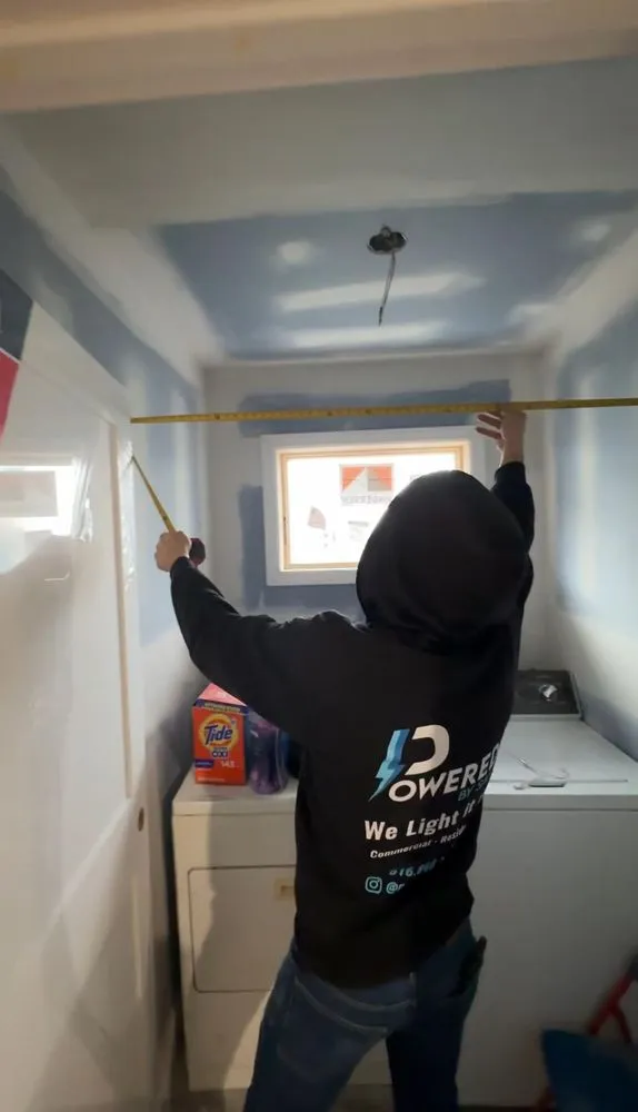 Slide of Powered by Sam